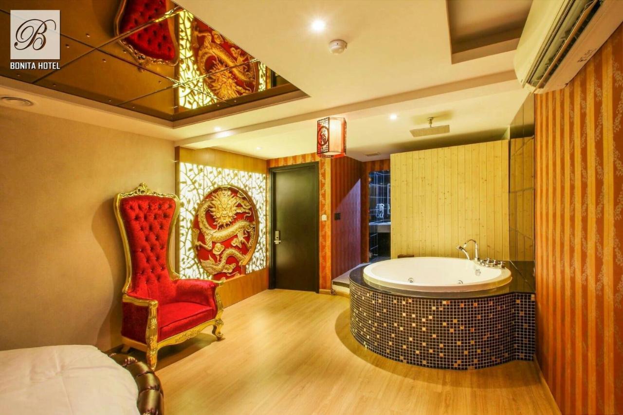 Hotel Bonita Tht (Adults Only) à Hô Chi Minh-Ville Extérieur photo